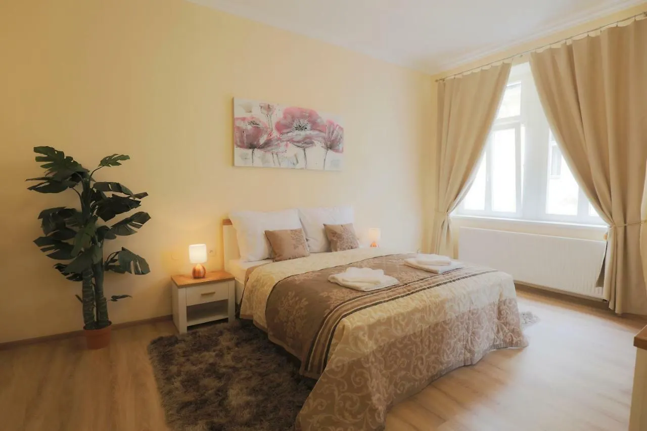 Aphrodite Aparthotel Karlsbad 4*,  Tschechische Republik